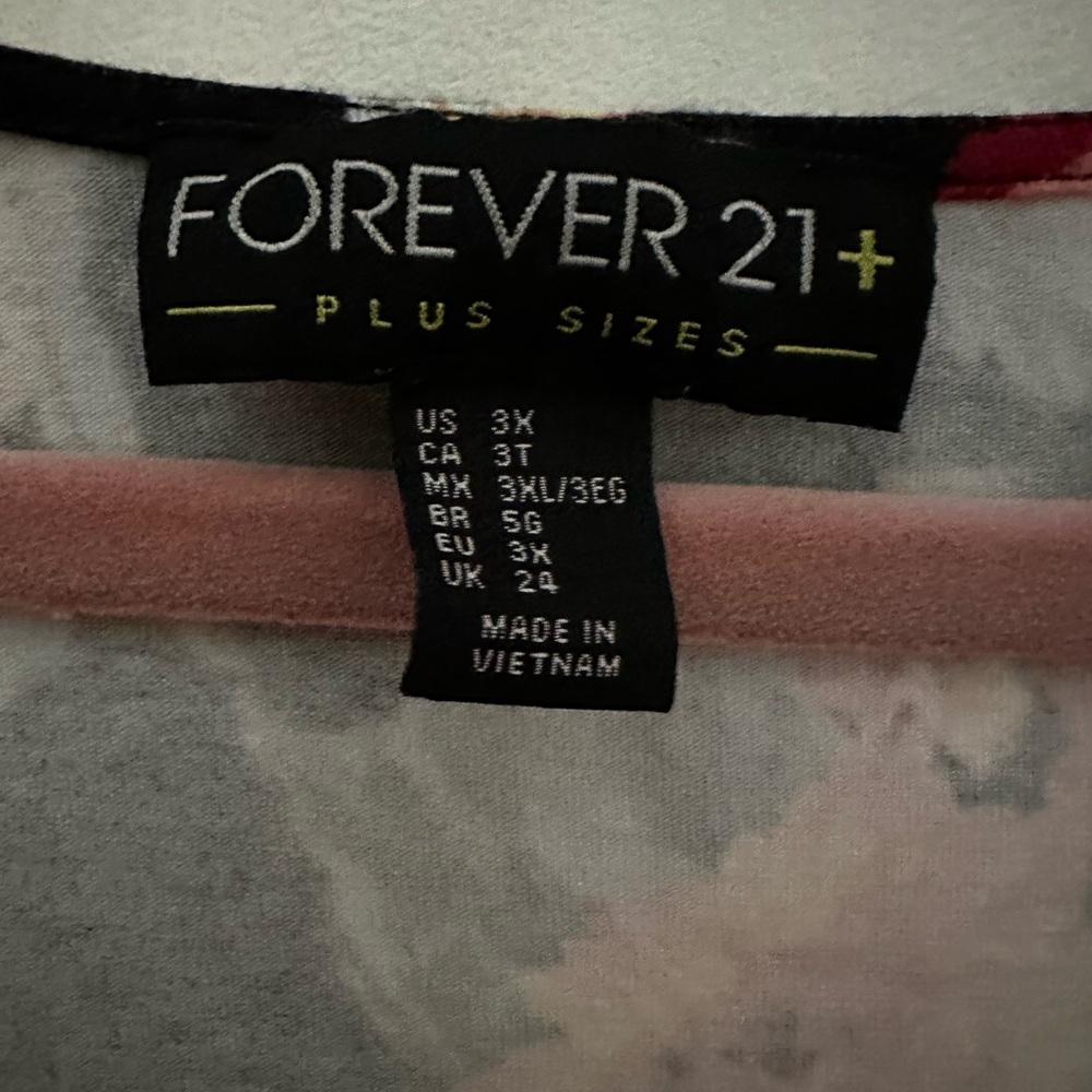Forever 21 3X Floral Print Dress with Red and Yellow Roses stretchy - Picture 3 of 5